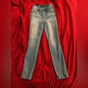 Judy Blue Women's Light Blue Skinny Jeans